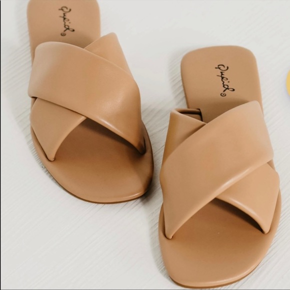 NEW Qupid Castle Sandal Slides 10 - Picture 2 of 10